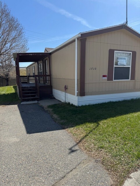 Property Photo: 1710 N Hannaford Street MT 59601