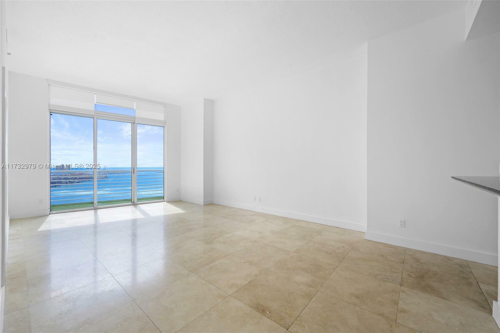 Property Photo:  325 S Biscayne Blvd Lph26  FL 33131 