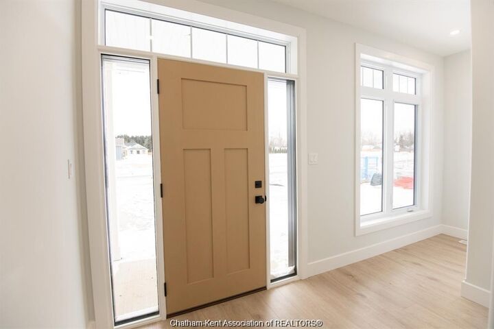 Property Photo: 43 Demall Drive ON N0P 1M0