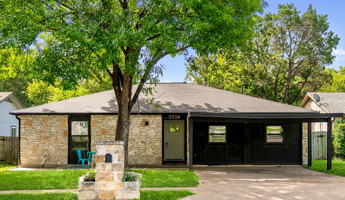 Property Photo:  7719 Elderberry Drive  TX 78745 