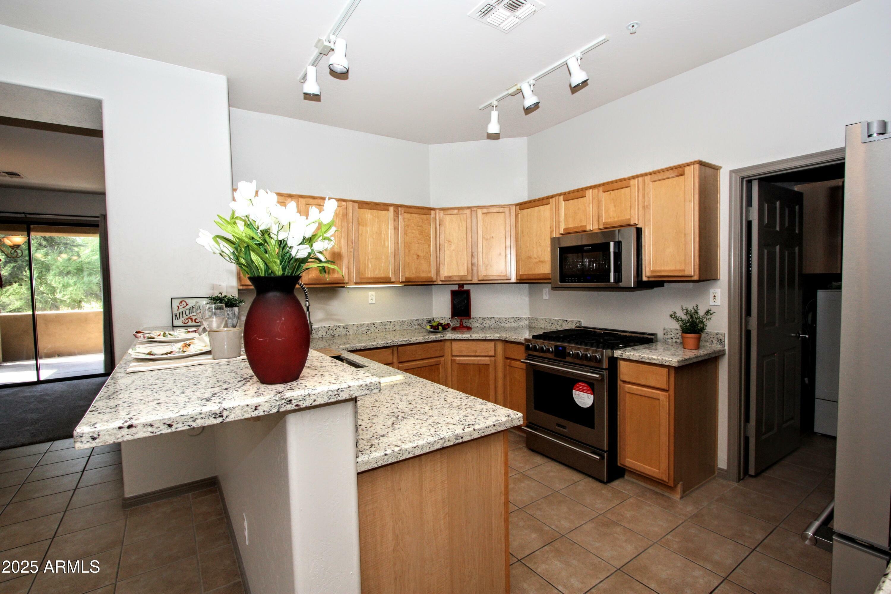 Property Photo:  16600 N Thompson Peak Parkway 1068  AZ 85260 