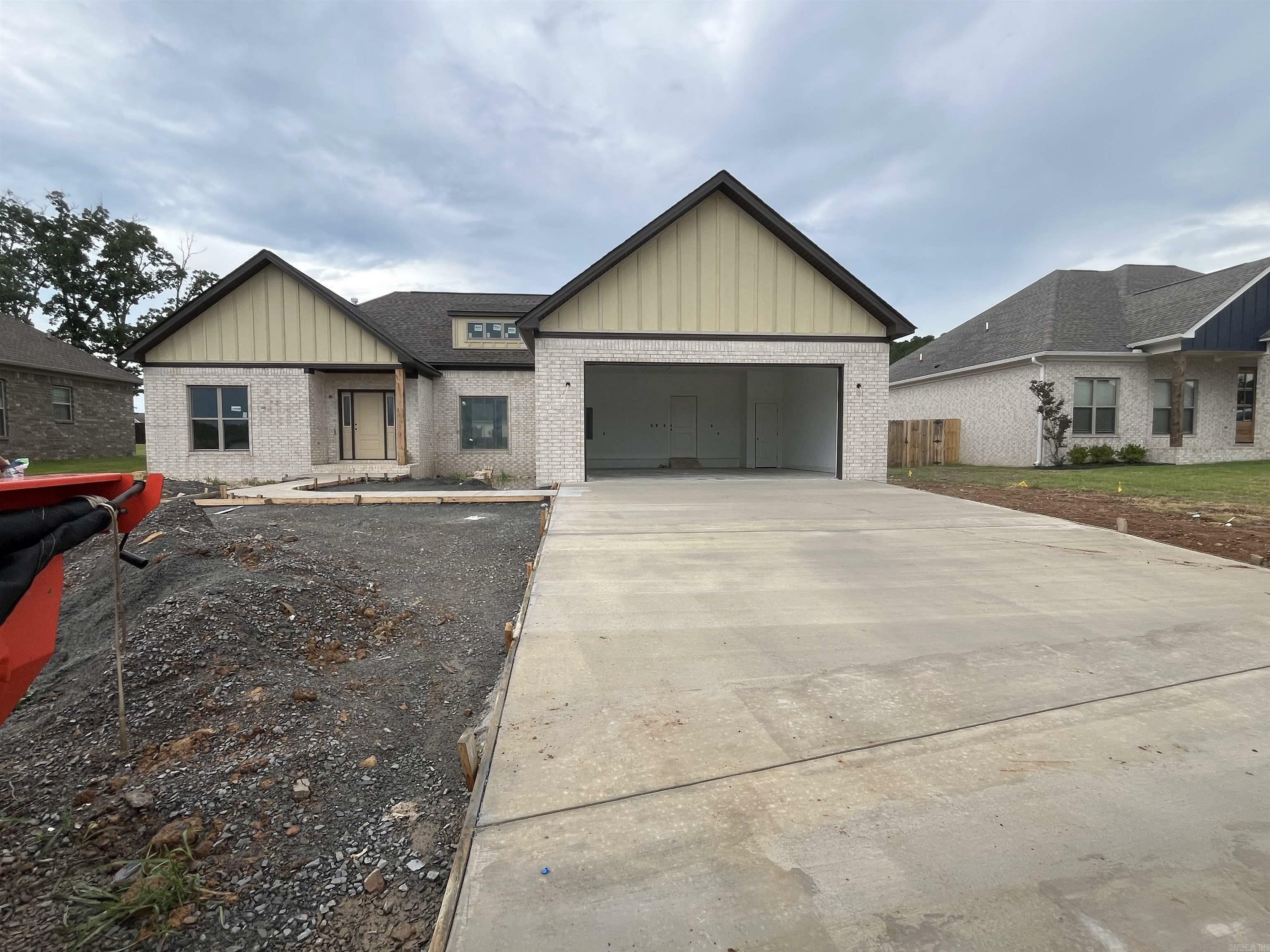 Property Photo:  1850 Pecan Creek Drive  AR 72034 