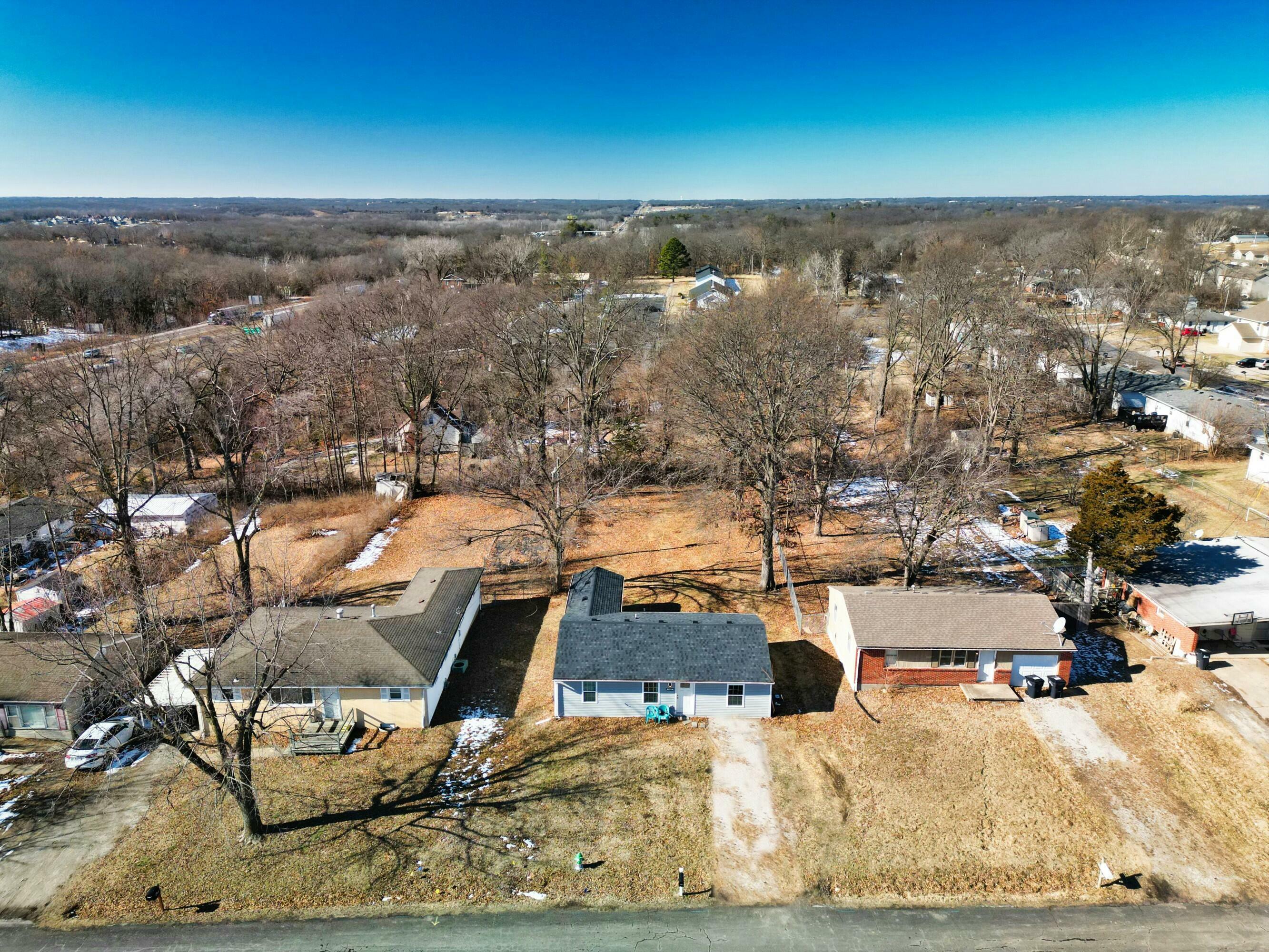 Property Photo:  1405 Westwind Dr  MO 65202 