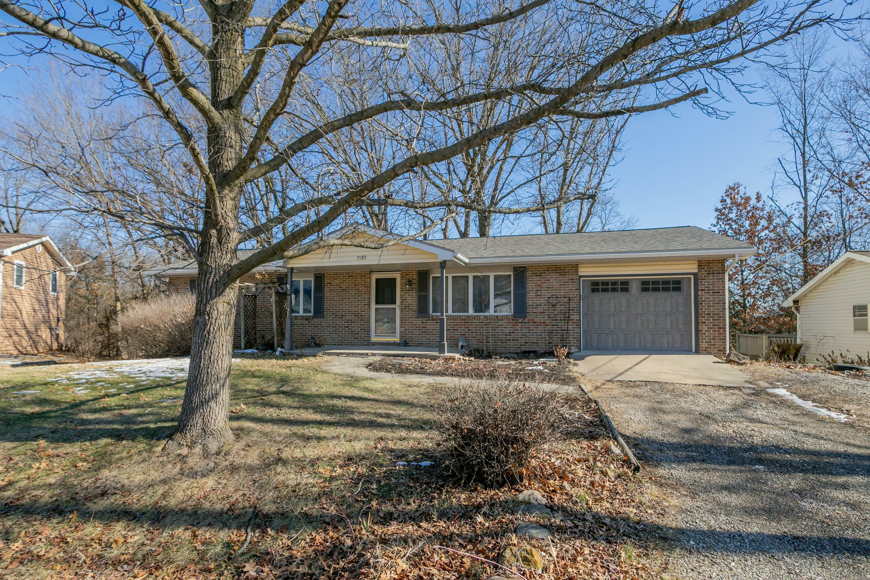 Property Photo:  1580 N Dawn Dr  MO 65202 