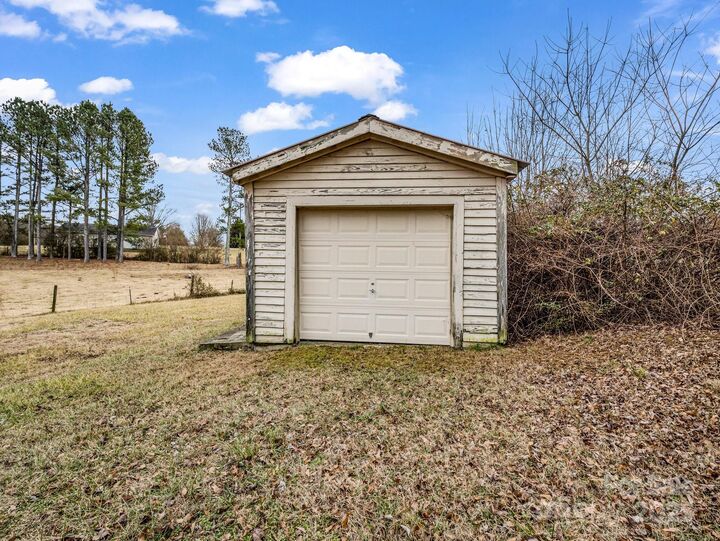 Property Photo:  7392 Reeps Grove Church Road  NC 28168 