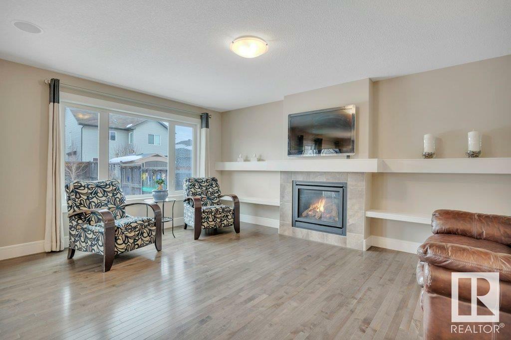 Property Photo:  12420 171 Avenue NW  AB T5X 0E4 