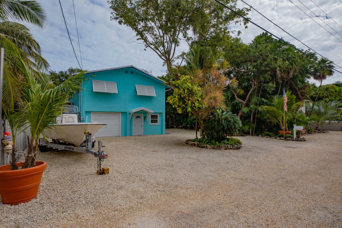 Property Photo:  133 Dorsett Drive  FL 33050 