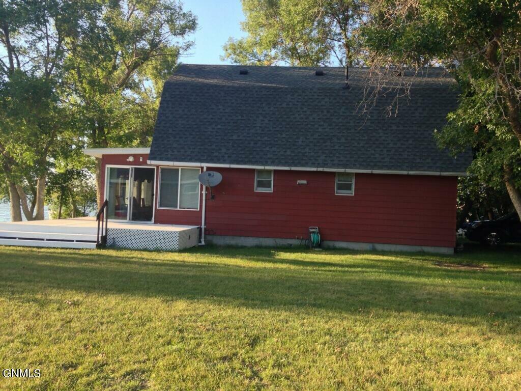 Property Photo:  7162 Cabin Avenue  ND 58561 