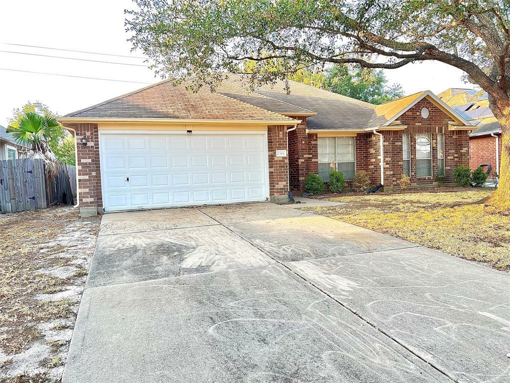 Property Photo:  21106 Rushing Creek Lane  TX 77449 