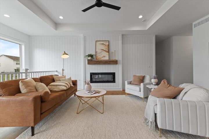 Property Photo:  3227 NW 27th Circle  IA 50023 