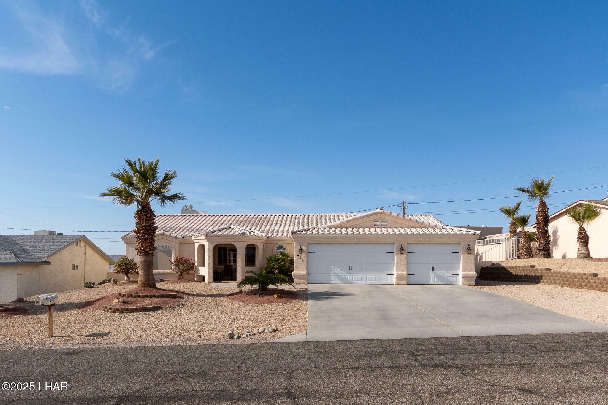 Property Photo:  497 Silver King Dr  AZ 86406 