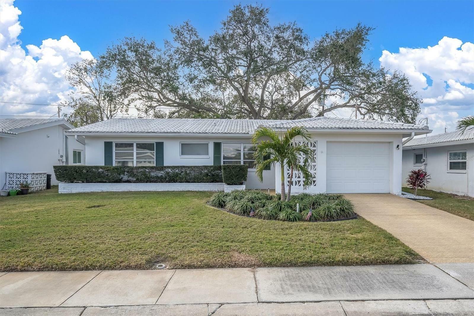 Property Photo:  4526 101st Avenue N  FL 33782 