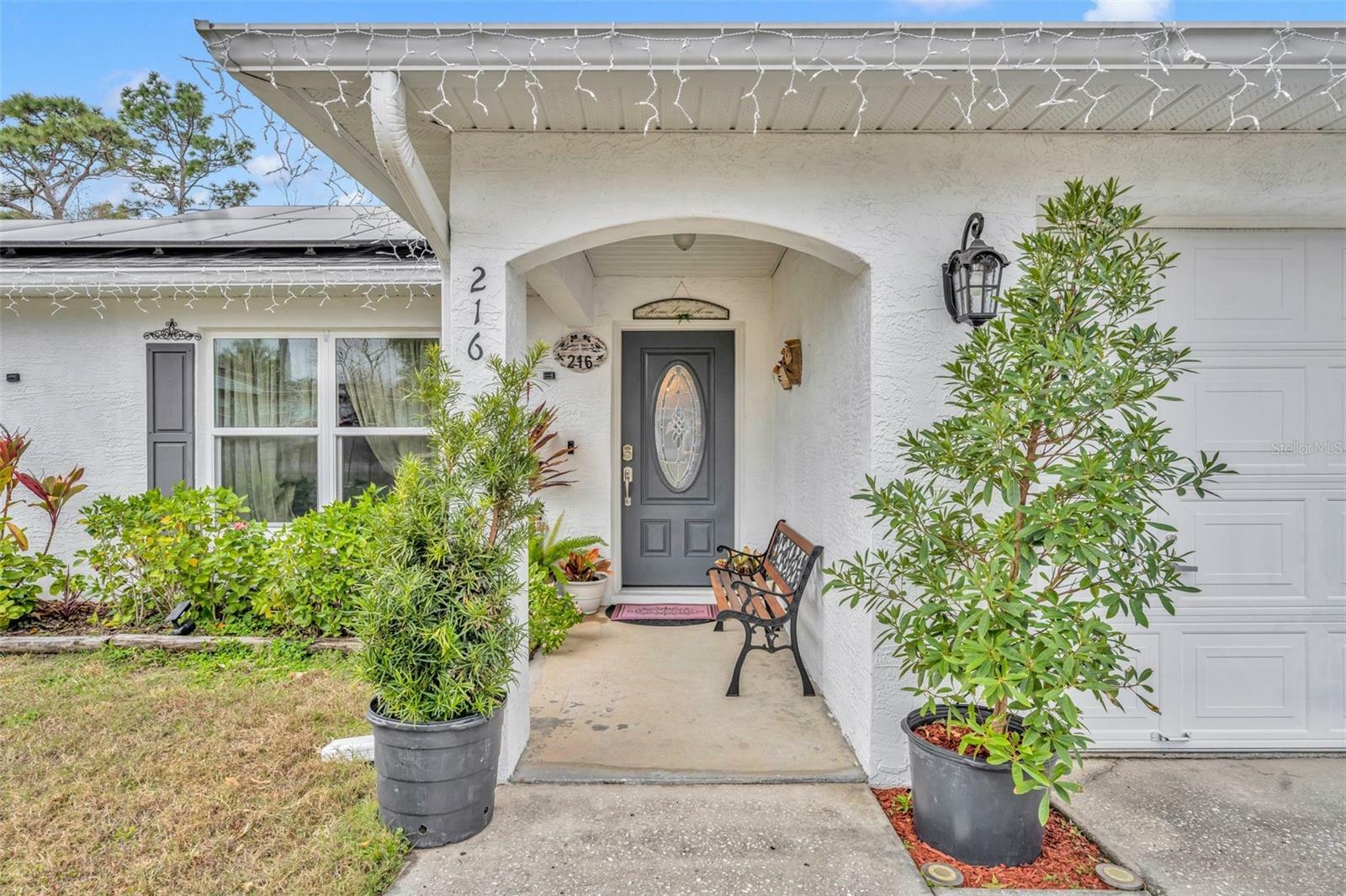 Property Photo: 216 Hickory Avenue FL 32763