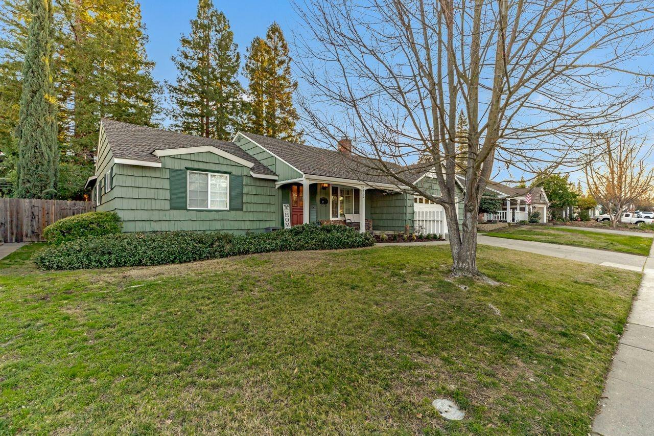 Property Photo:  4612 Laurelwood Way  CA 95864 