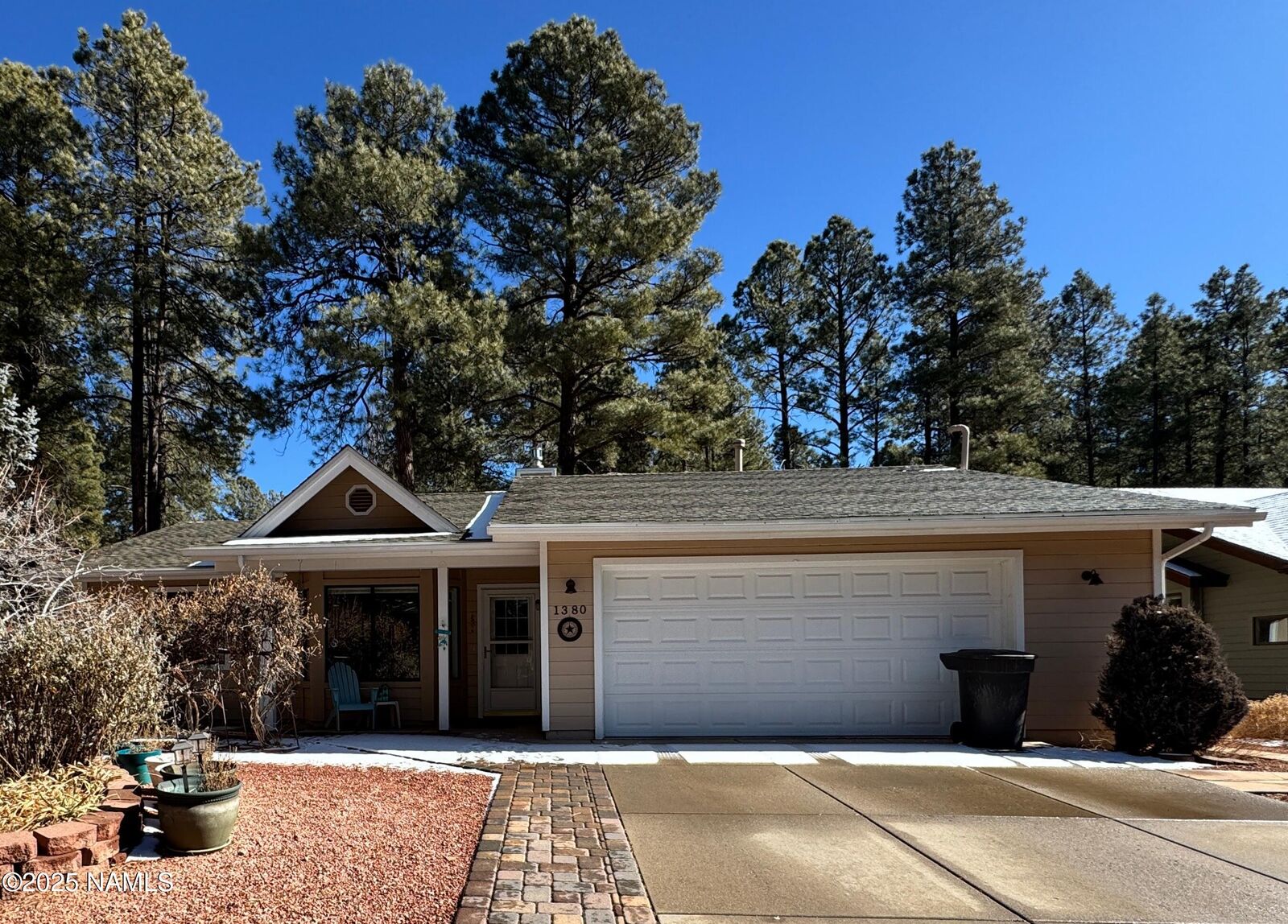 Property Photo: 1380 W Melissa Drive AZ 86005