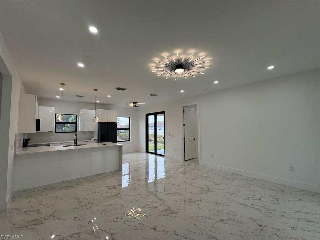 Property Photo: 3125 10th St SW FL 33976