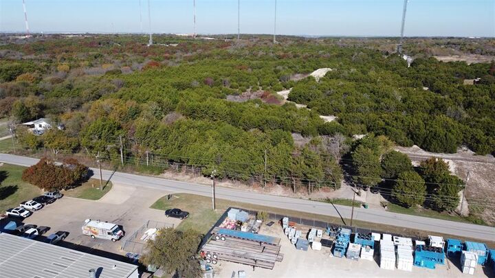 Property Photo:  1133 Cedarview Drive  TX 75104 