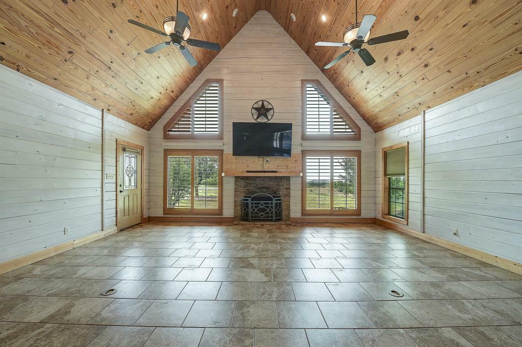 Property Photo: 2779 Canyon Wren Loop TX 76449