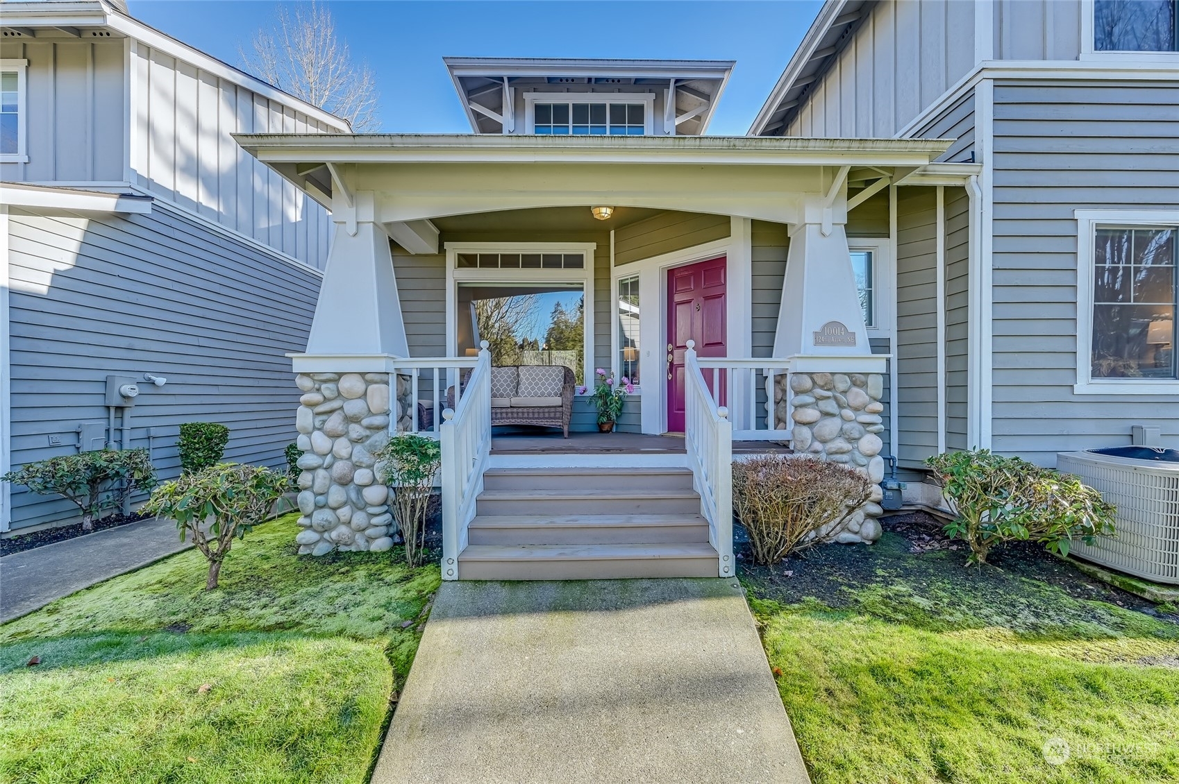 Property Photo:  10014  124th Avenue NE  WA 98033 