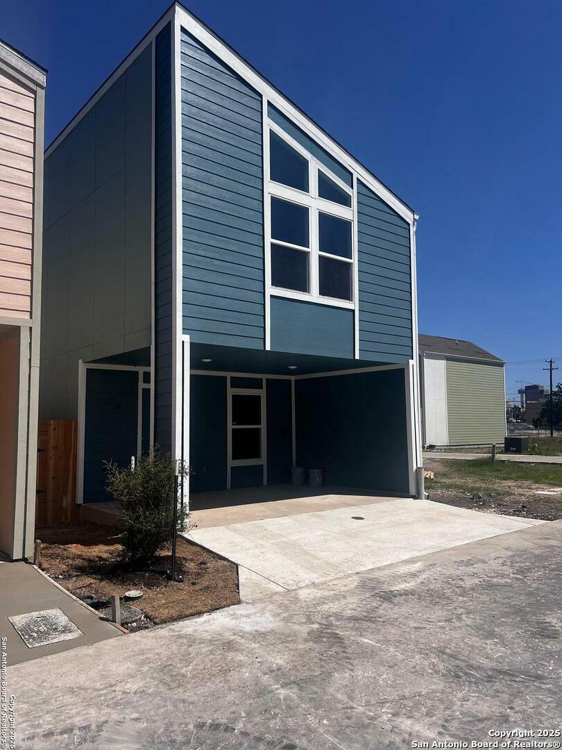 310 W Evergreen St #120  San Antonio TX 78212 photo