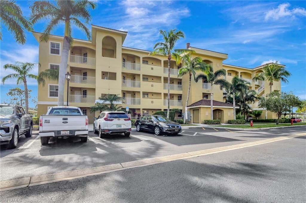 Property Photo: 1795 Four Mile Cove Pkwy 825 FL 33990