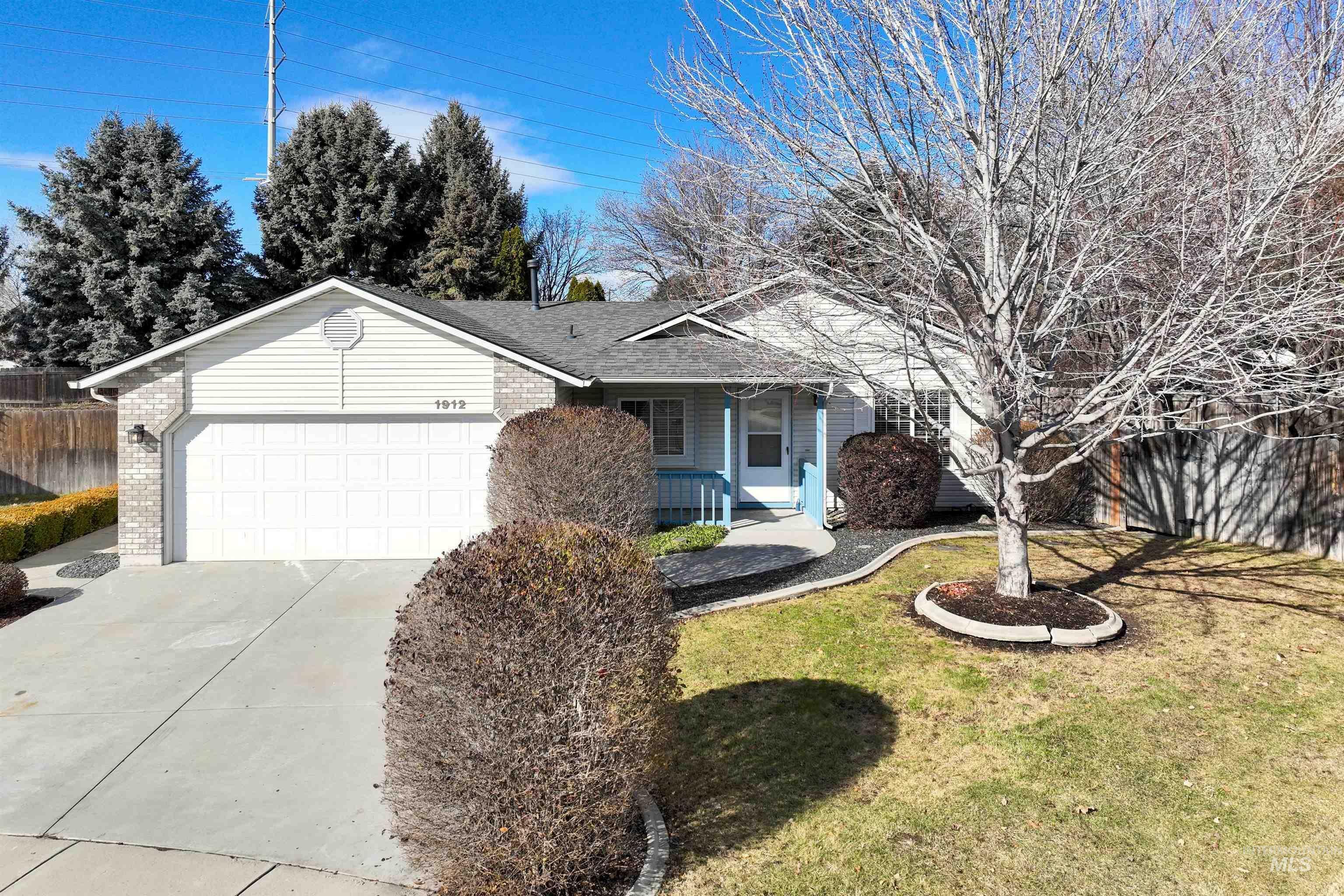 Property Photo: 1912 S Peppercorn Place ID 83709