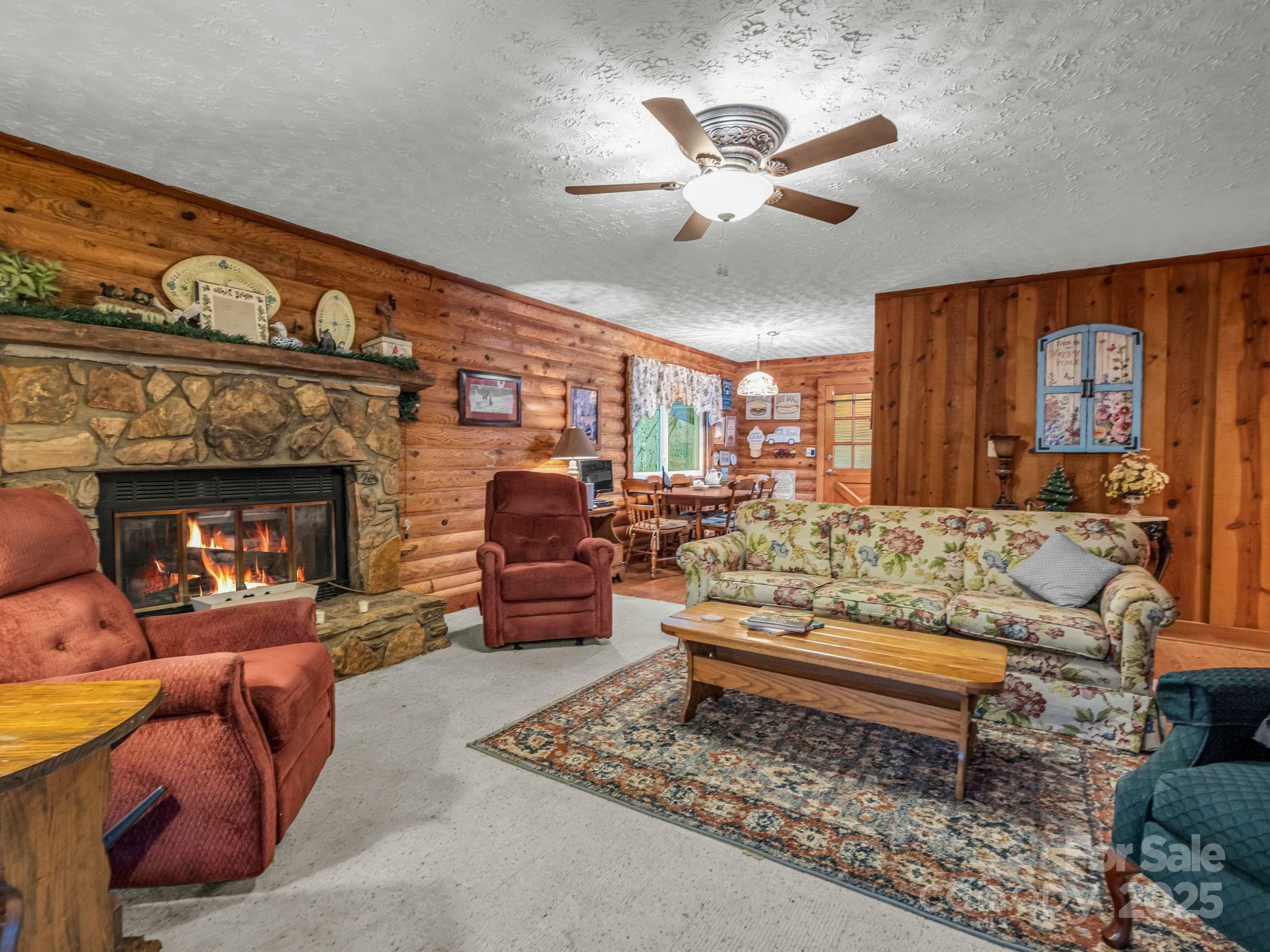 Property Photo: 526 Shannons Walk NC 28746