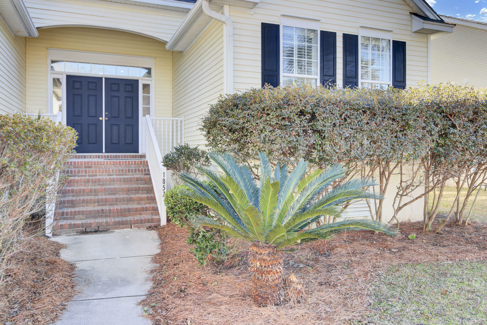 Property Photo:  1857 Palmetto Isle Drive  SC 29466 