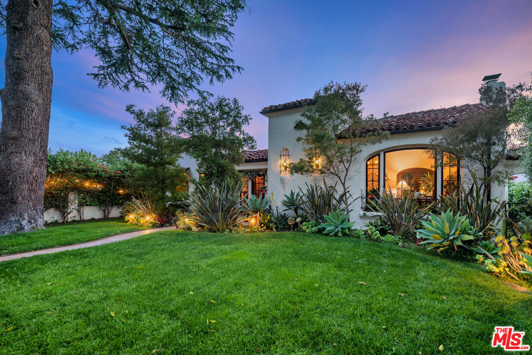 Property Photo: 10753 Valley Spring Ln CA 91602