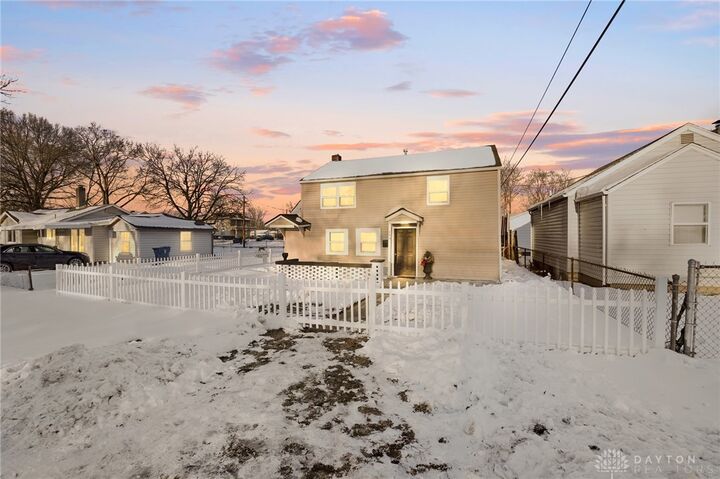 199 Broadmead  Dayton OH 45404 photo