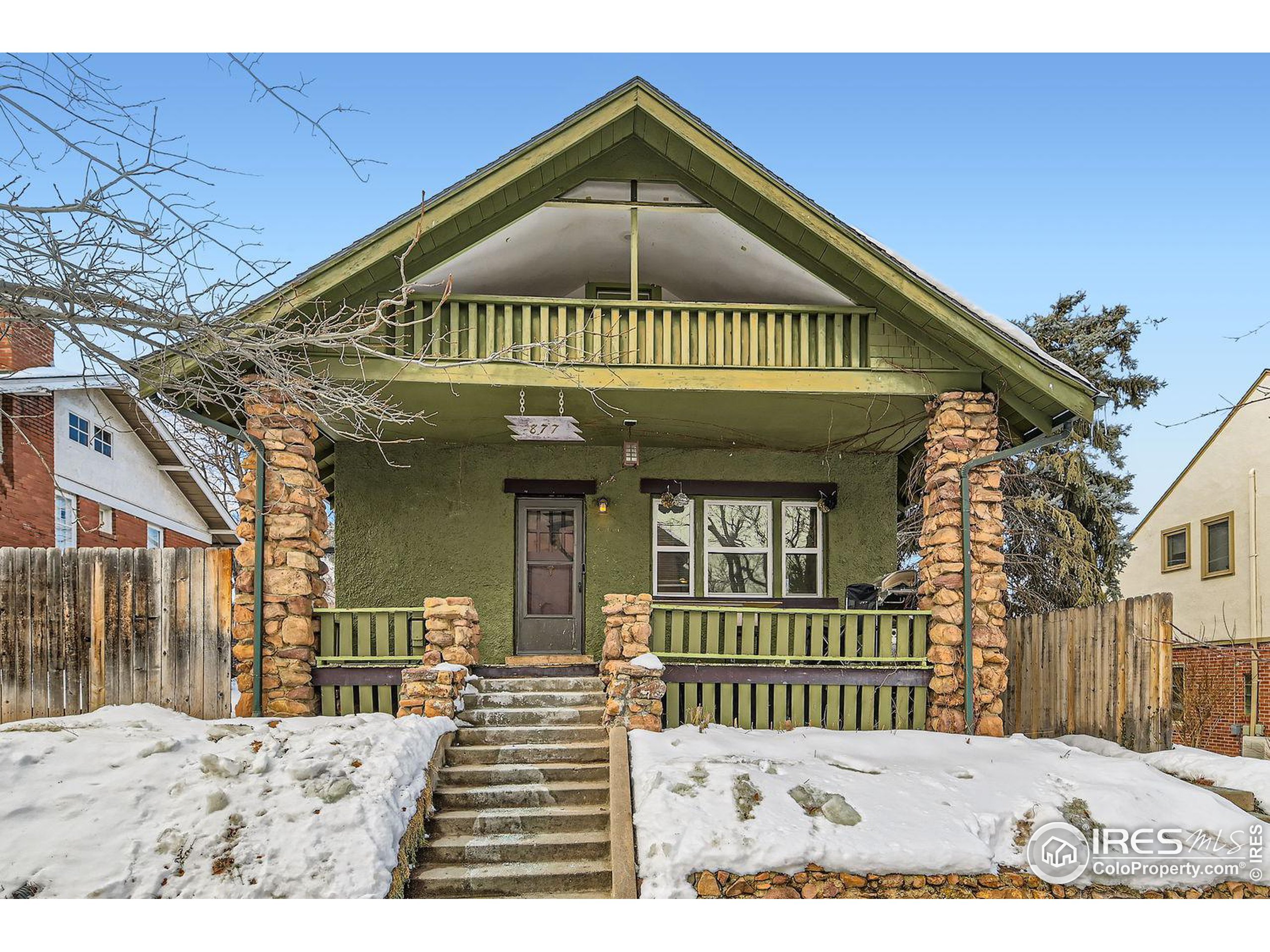Property Photo:  877 Lincoln Pl  CO 80302 