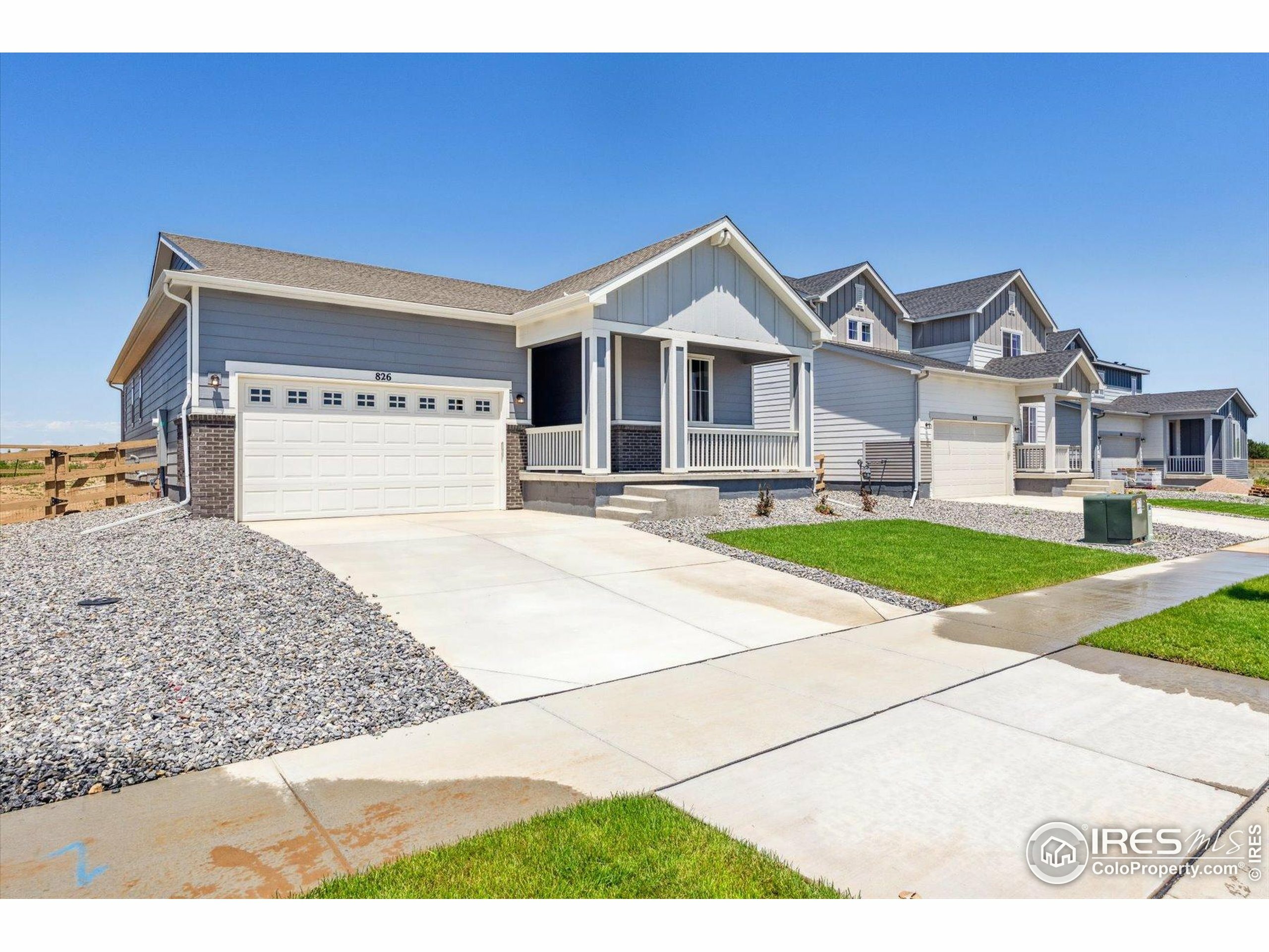 Property Photo:  826 Mesic Ln  CO 80550 