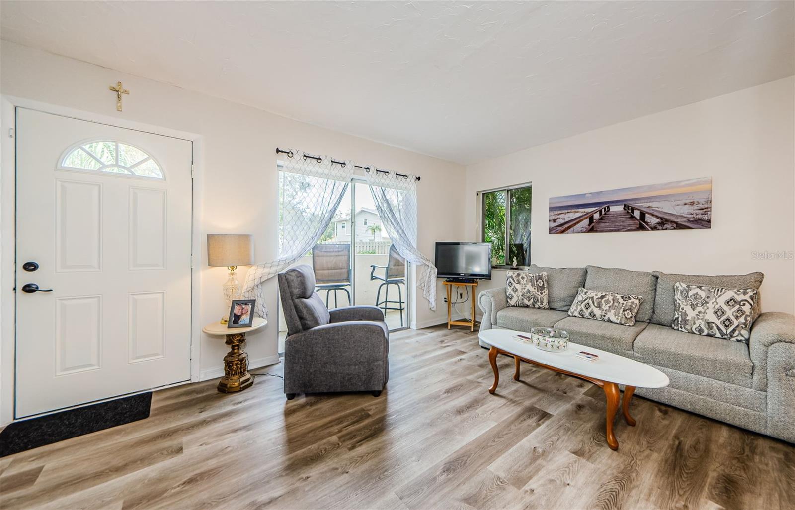 Property Photo: 1855 Bough Avenue B FL 33760