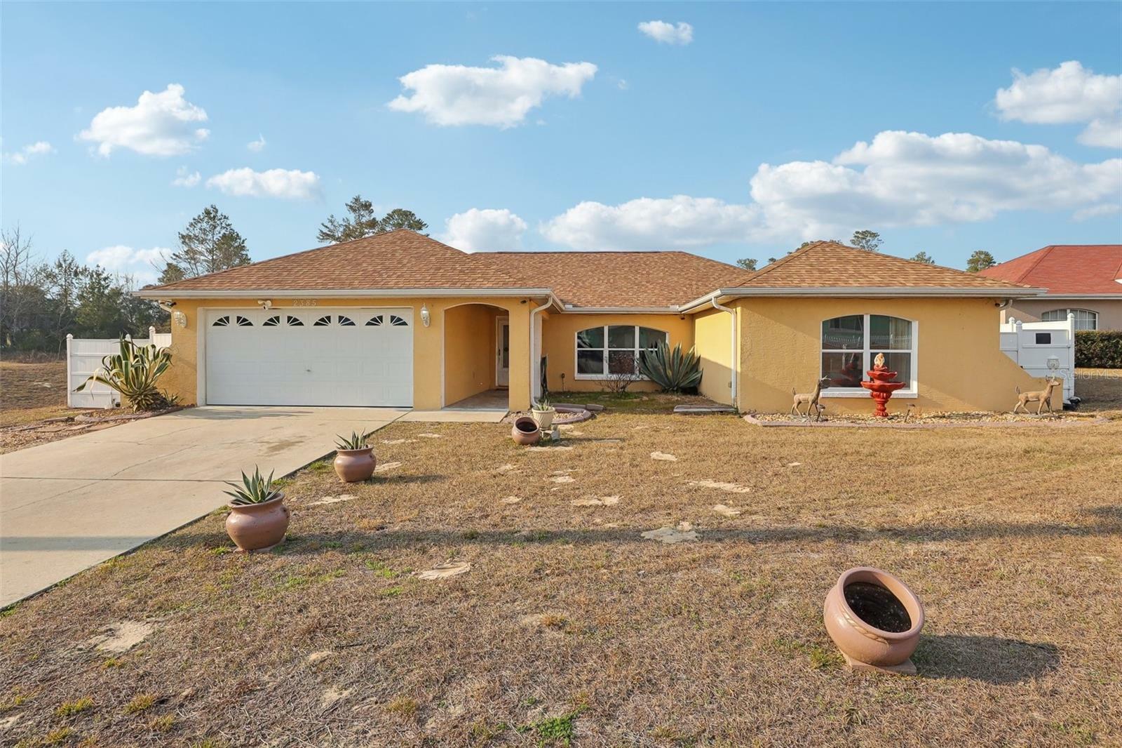 Property Photo:  2385 SW 159th Lane  FL 34473 