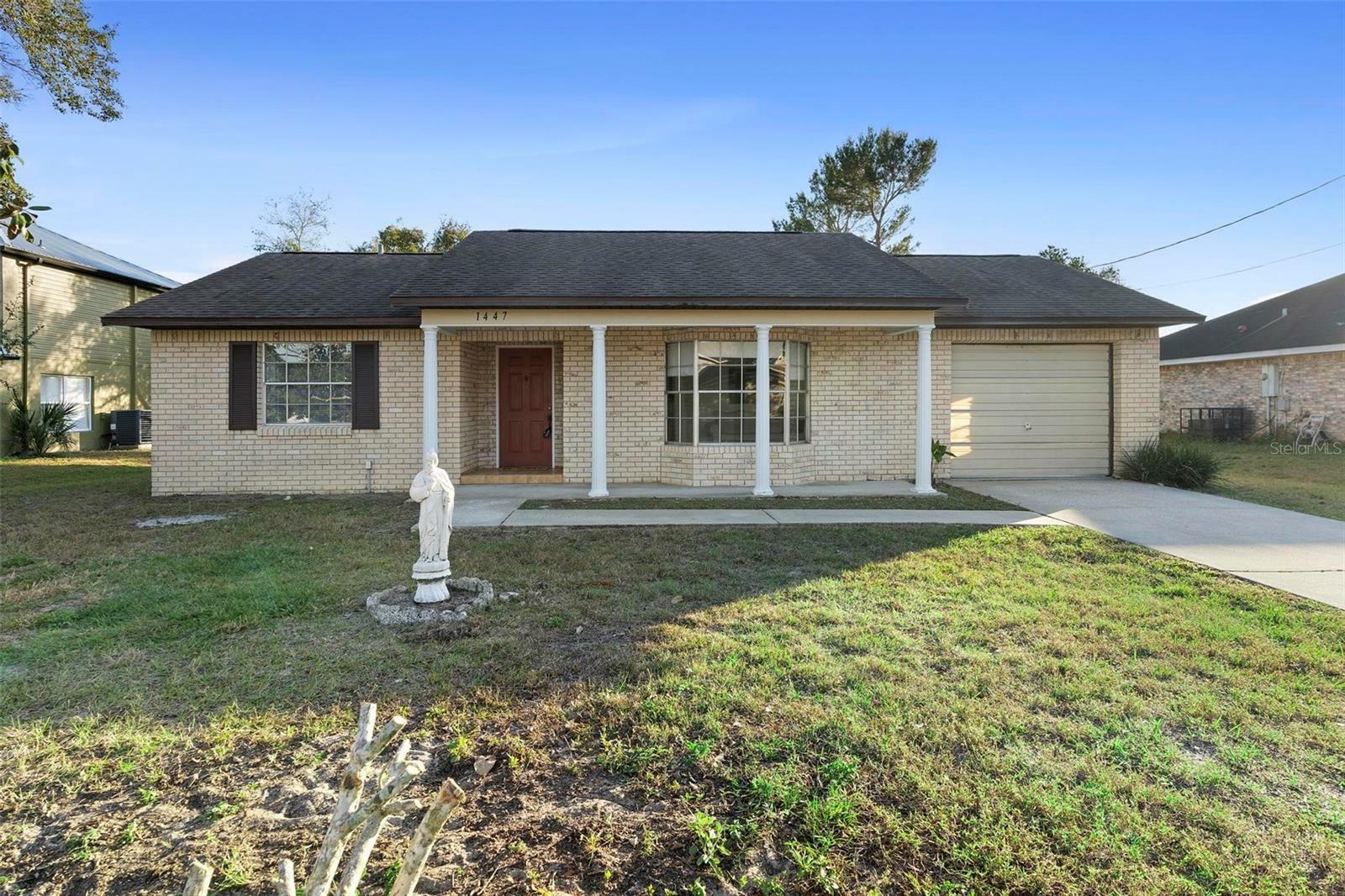 Property Photo:  1447 Malaluka Street  FL 32725 