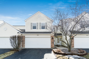 Property Photo: 1717 Parkside Drive IL 60404
