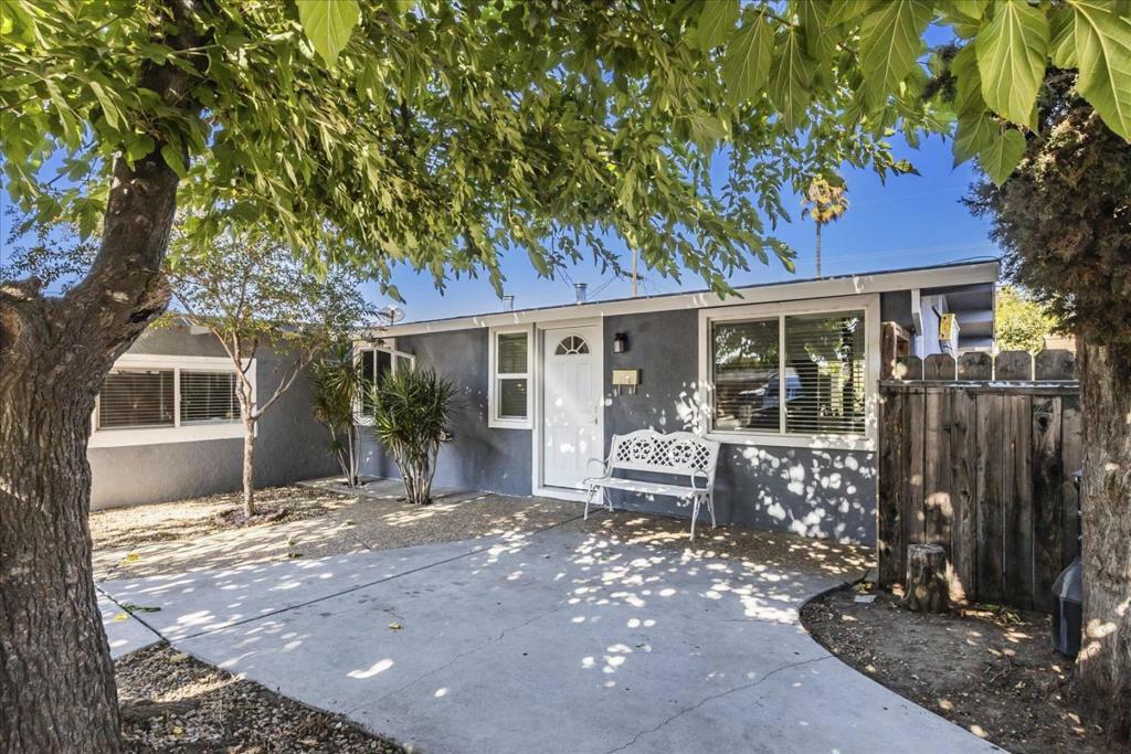 Property Photo:  1450 Palmwood Drive  CA 95122 