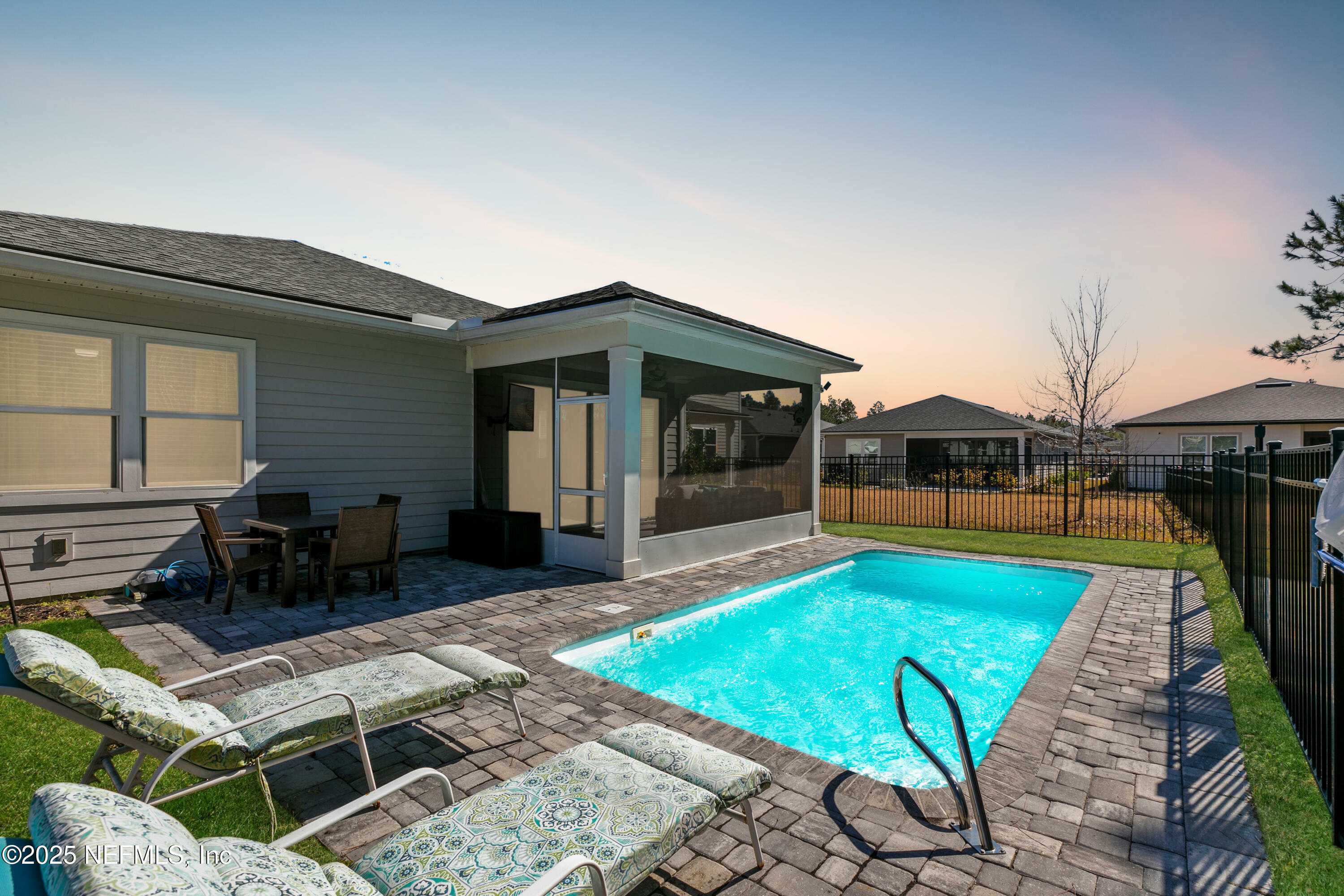 Property Photo: 75523 Cloverwood Court FL 32097