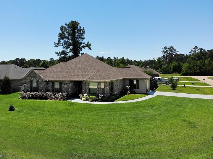 44122 Washley Trace Circle  Robert LA 70455 photo