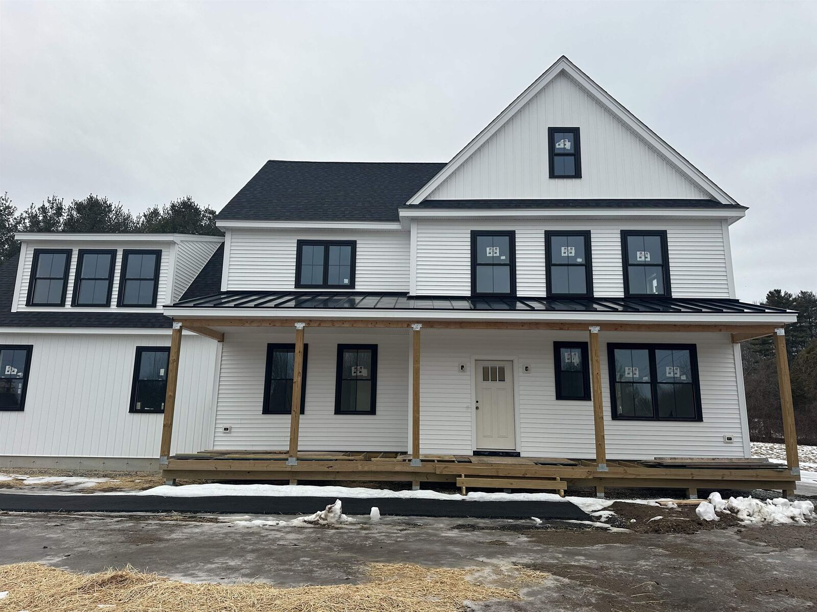 Property Photo:  253 Amesbury Road  NH 03833 
