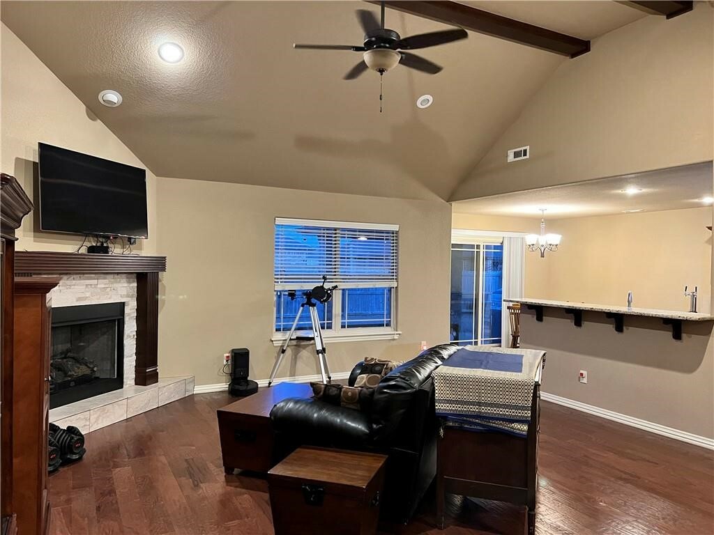 Property Photo: 1901 SW Cypress Street AR 72713