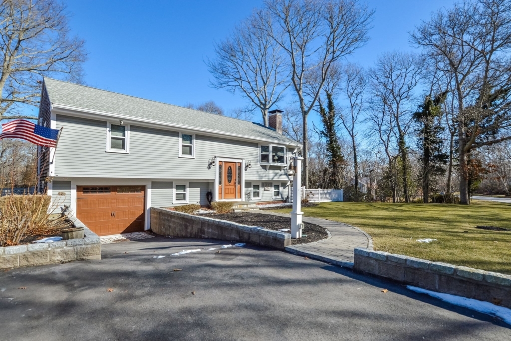 Property Photo:  17 Sea Meadow  MA 02563 