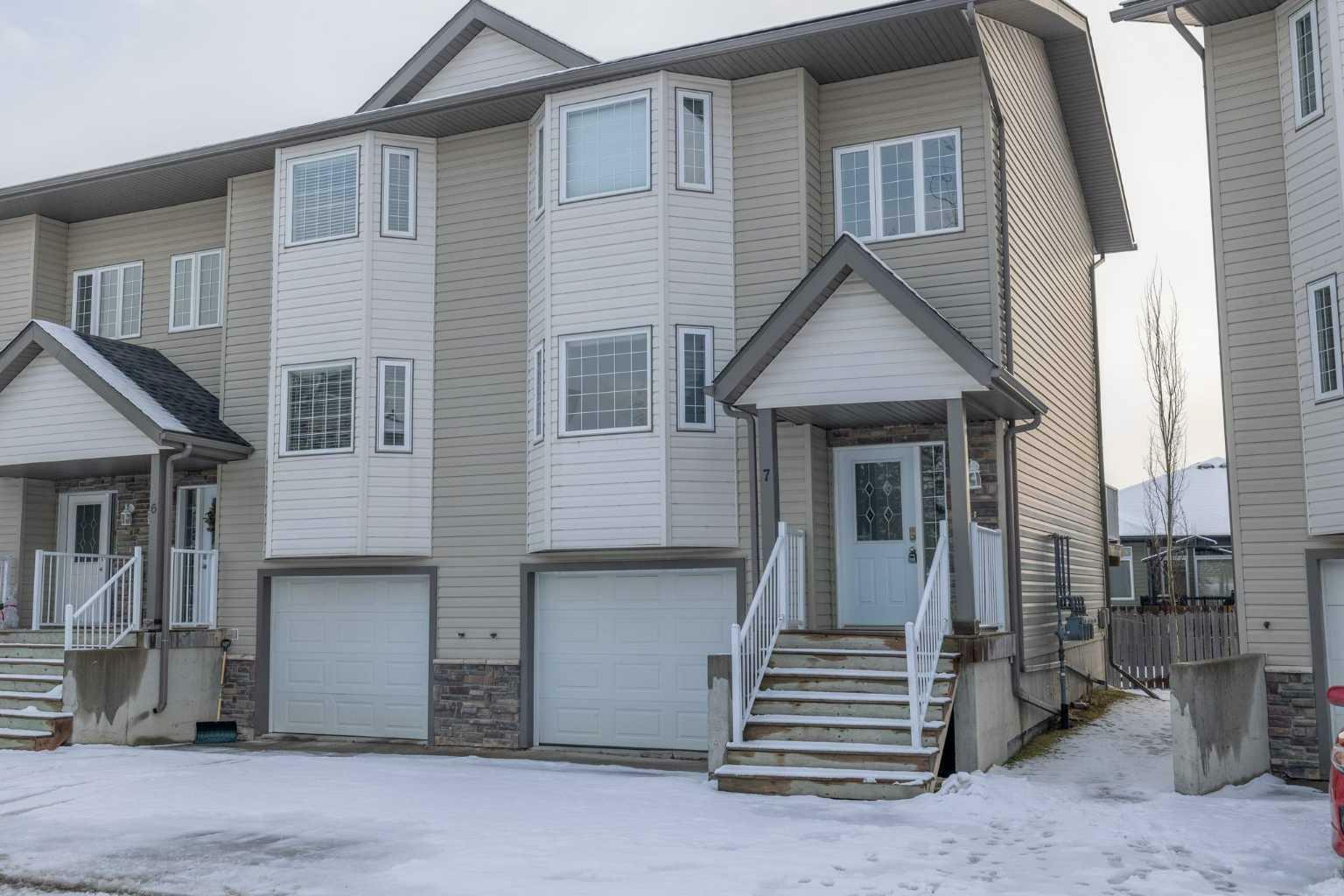 Photo de la propriété: 1616 41 Street 7 AB T7E 0A5