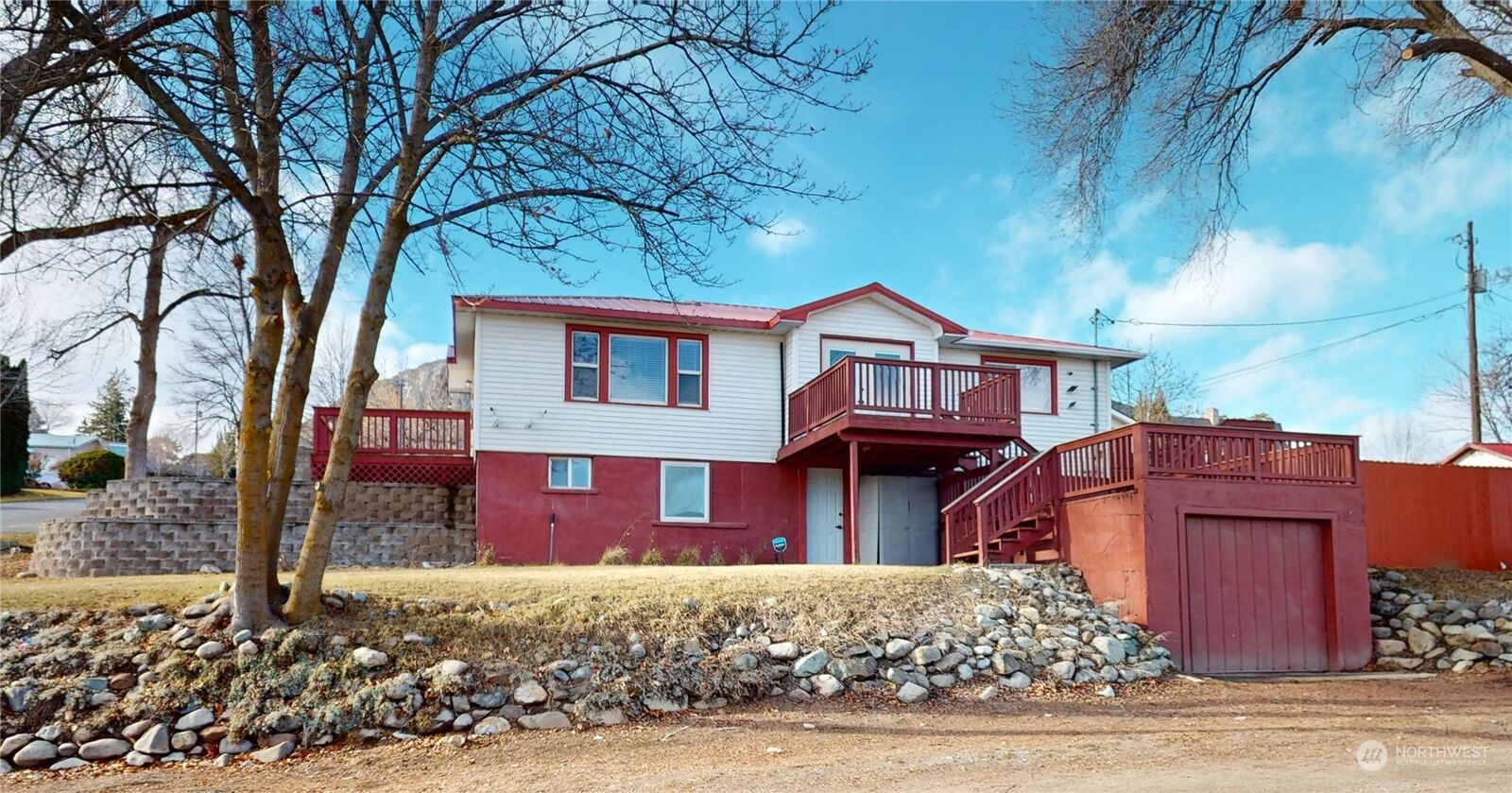 Property Photo: 1115 22 Ave WA 98844