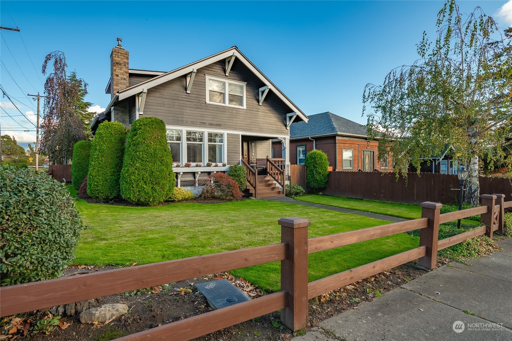 Property Photo:  2534  King Street  WA 98225 