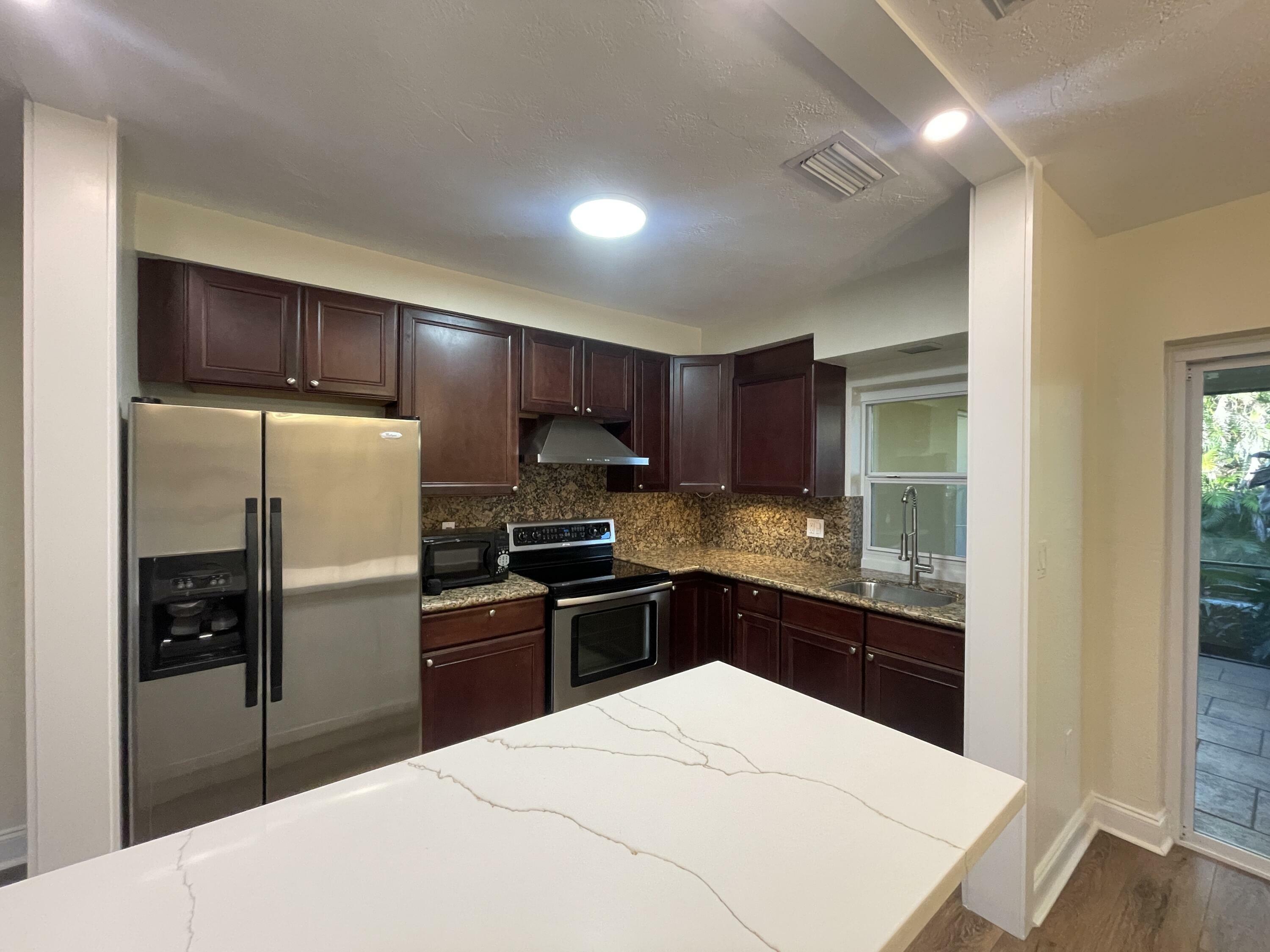 Property Photo:  1301 SW 1st Avenue  FL 33432 