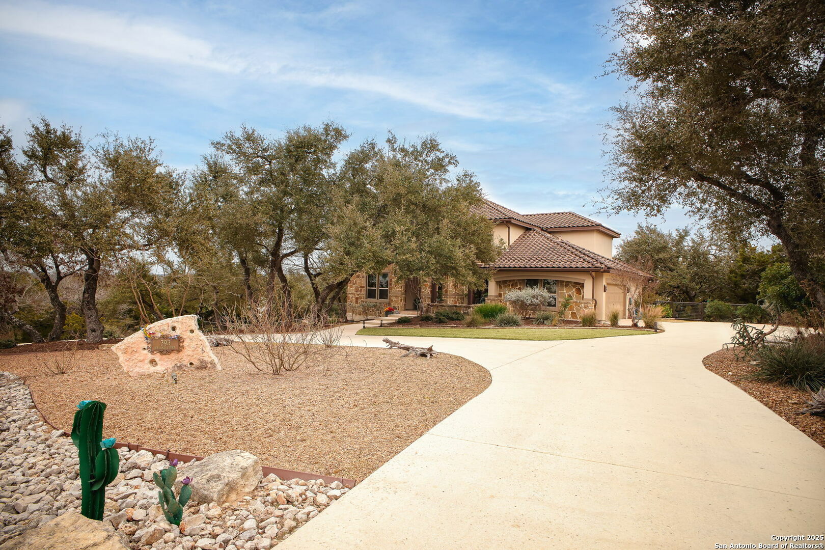 Property Photo:  393 Upland Ct  TX 78133 