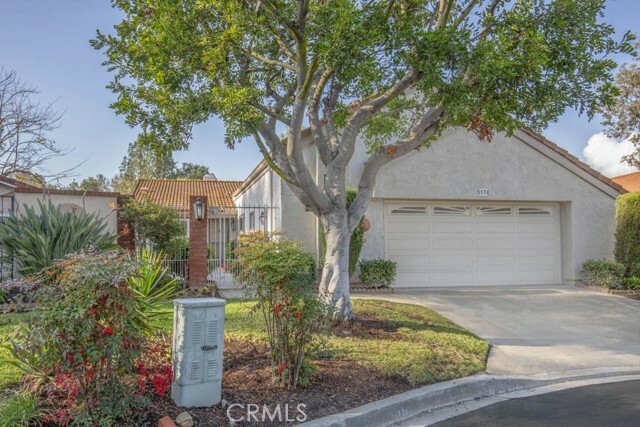 5174 Calzado  Laguna Woods CA 92637 photo