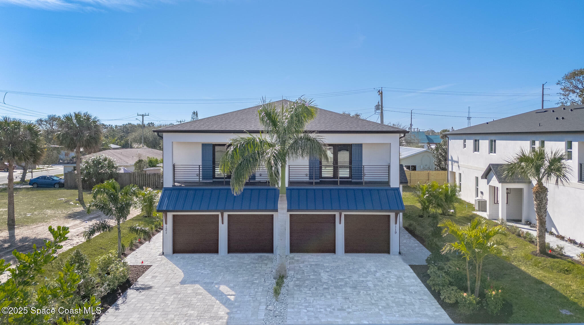 Property Photo:  121 Jefferson Avenue  FL 32920 