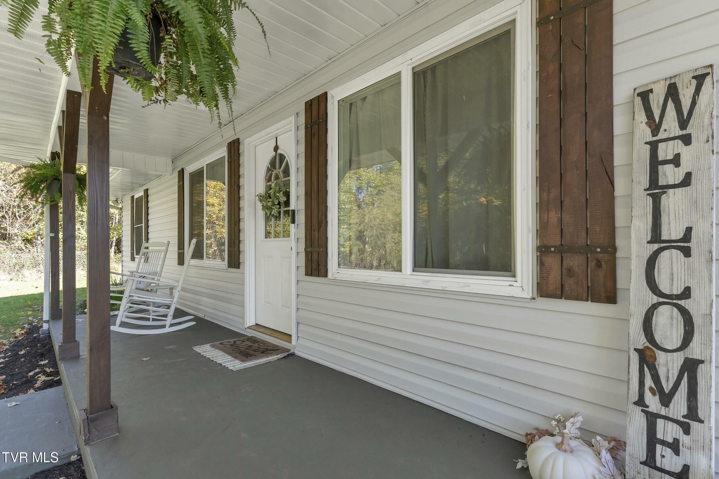 Property Photo:  448 Cherry Grove Road  TN 37659 